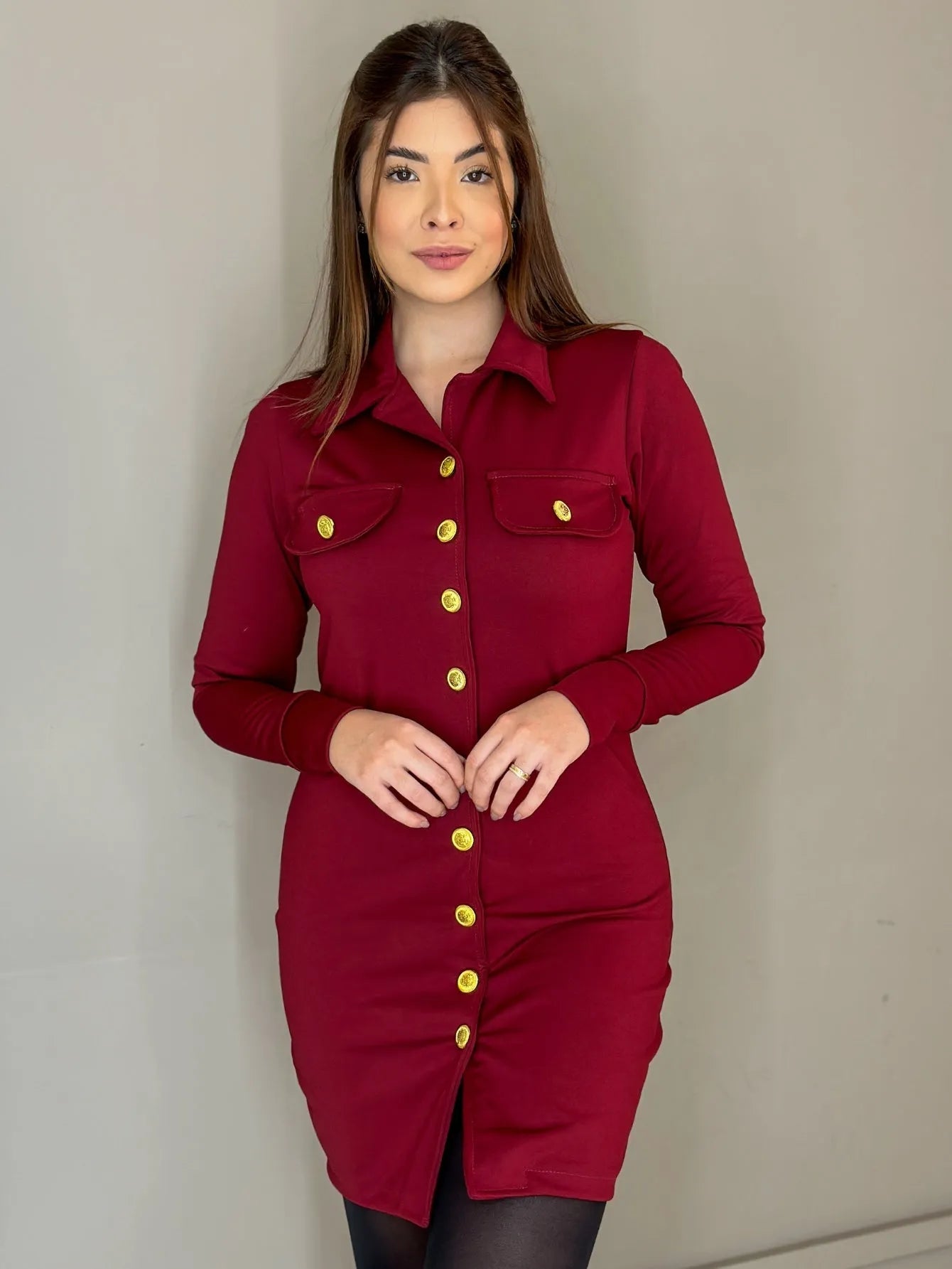 Vestido Curto Ponto Roma Botões Dourados
