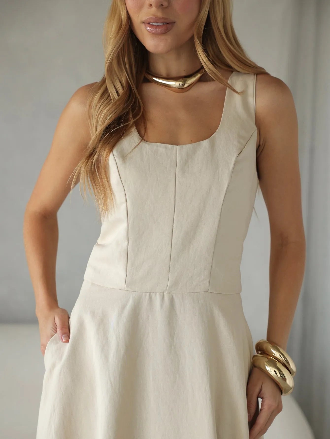 Vestido Longo Alfaiataria Decote Quadrado