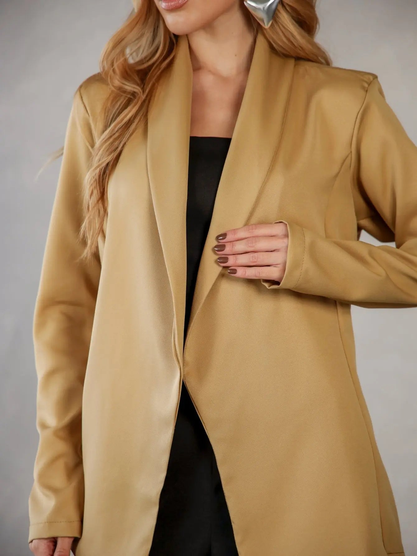 Blazer Alfaiataria Corte Reto Acinturado