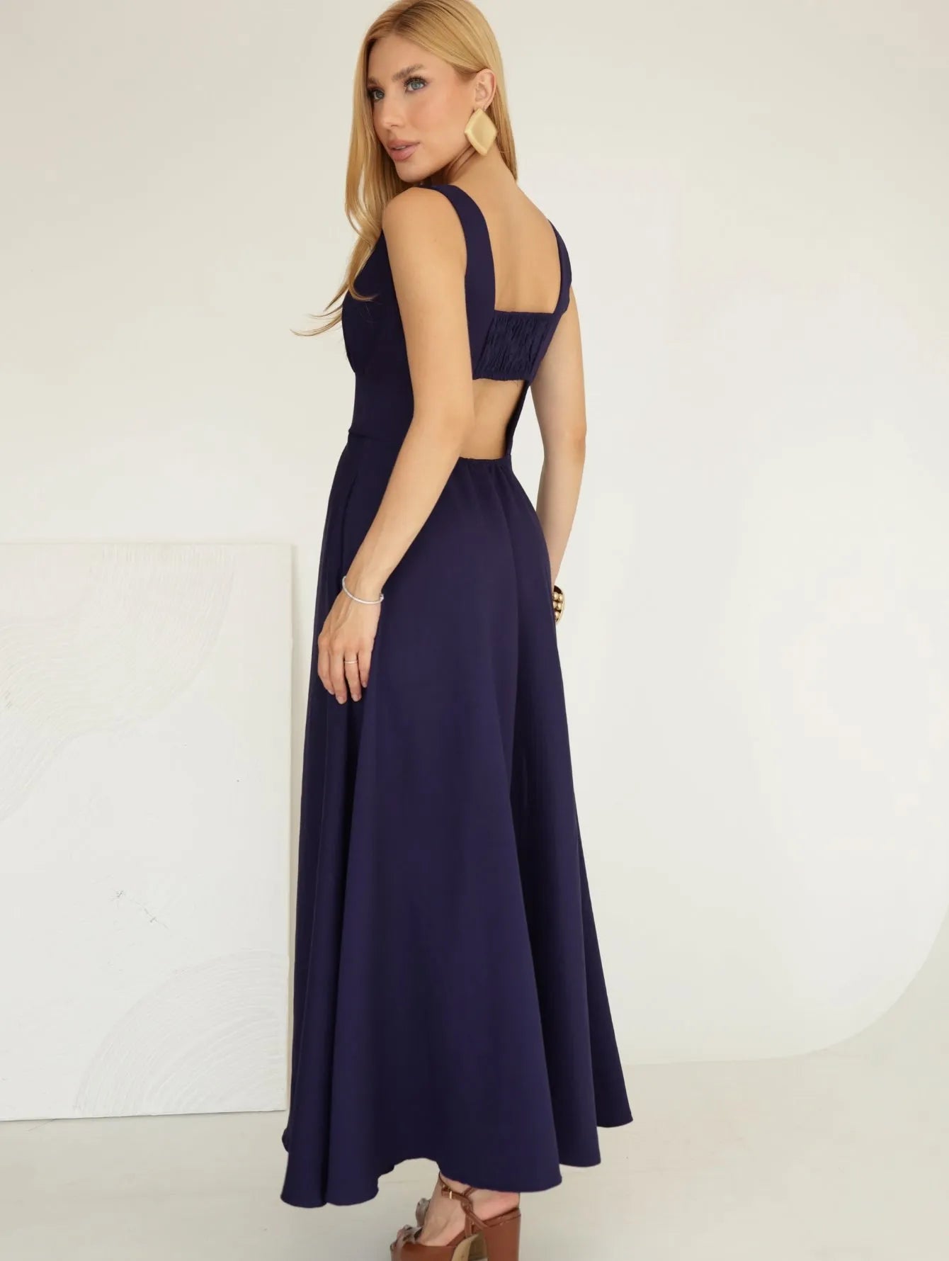 Vestido Midi Alfaiataria Decote V Lastex