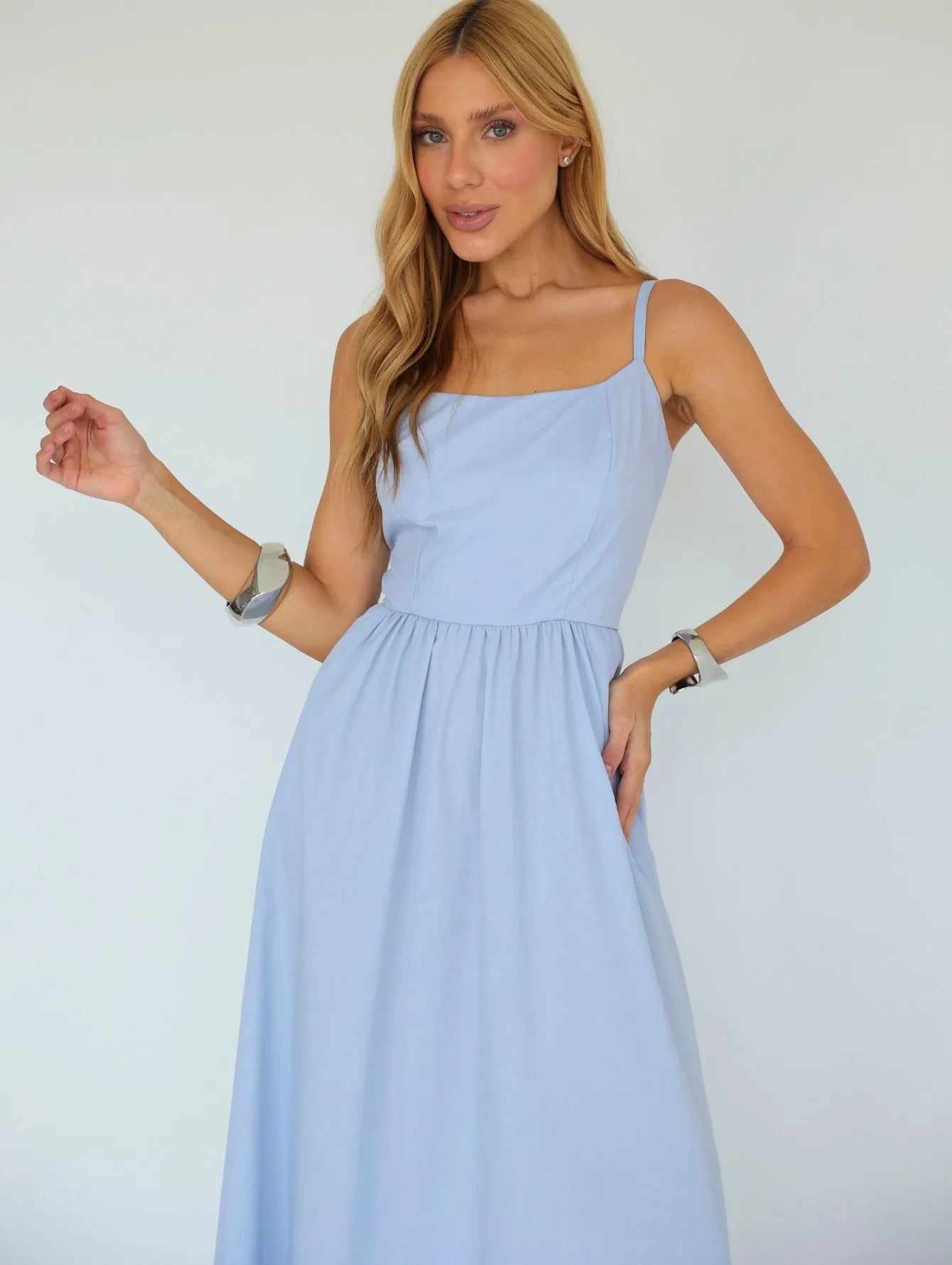 Vestido Midi Tricoline Alças Reguláveis
