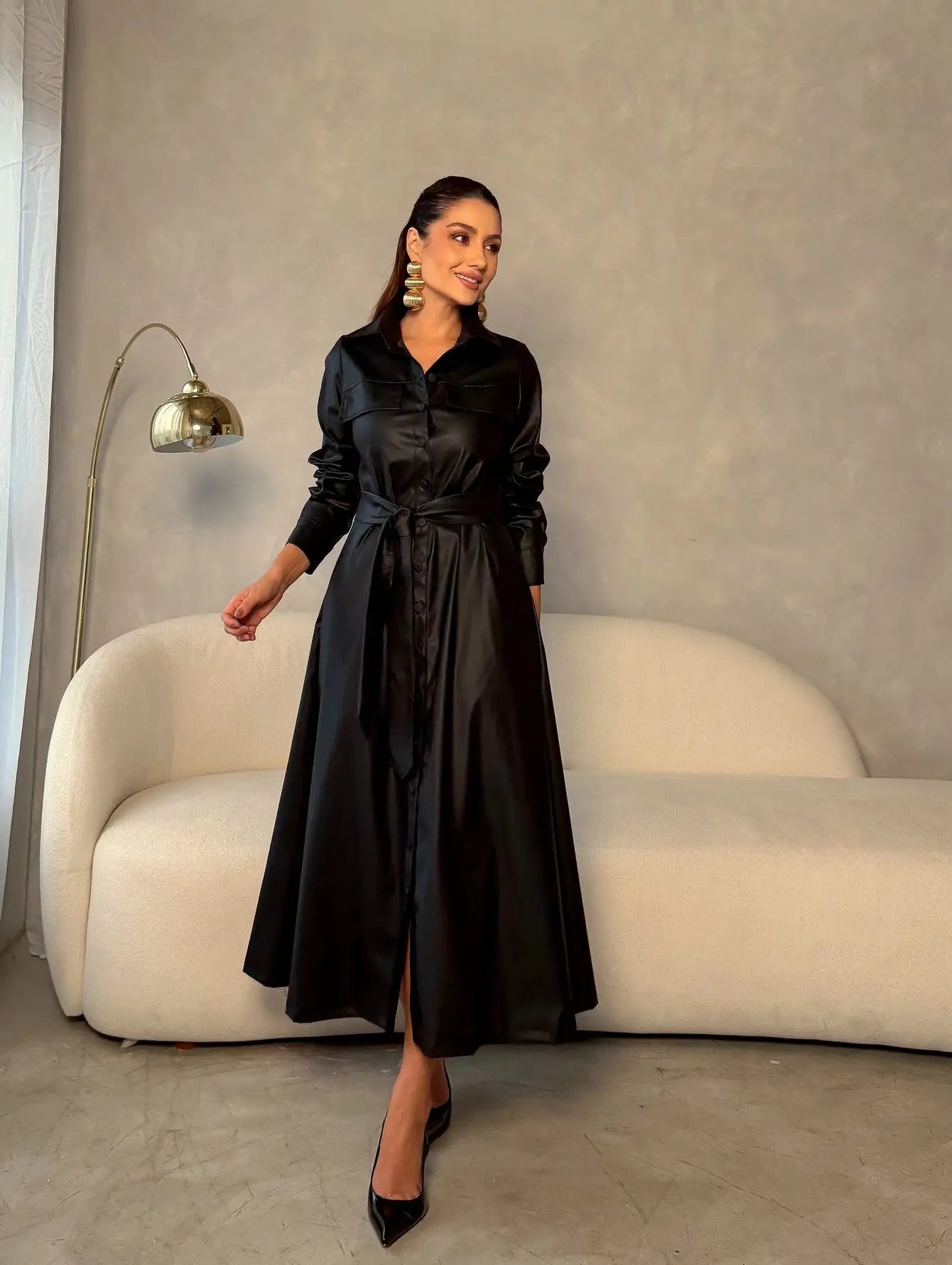 Vestido Midi Couro Manga Longa