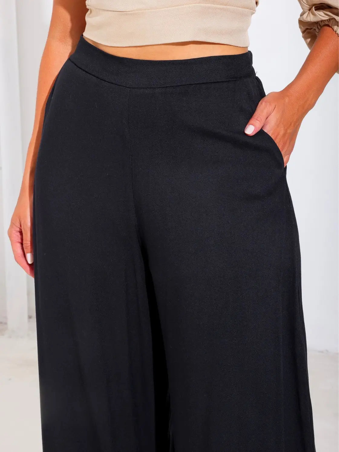 Calça Pantalona Alfaiataria Fenda Lateral
