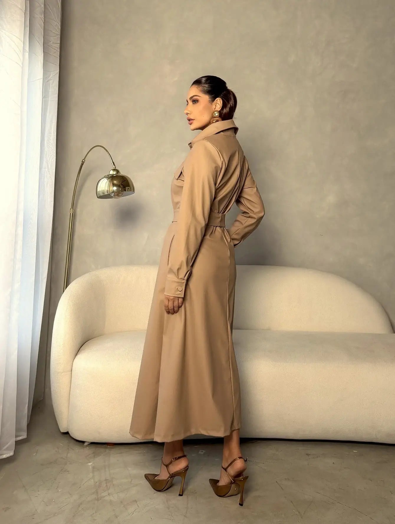 Vestido Midi Couro Manga Longa