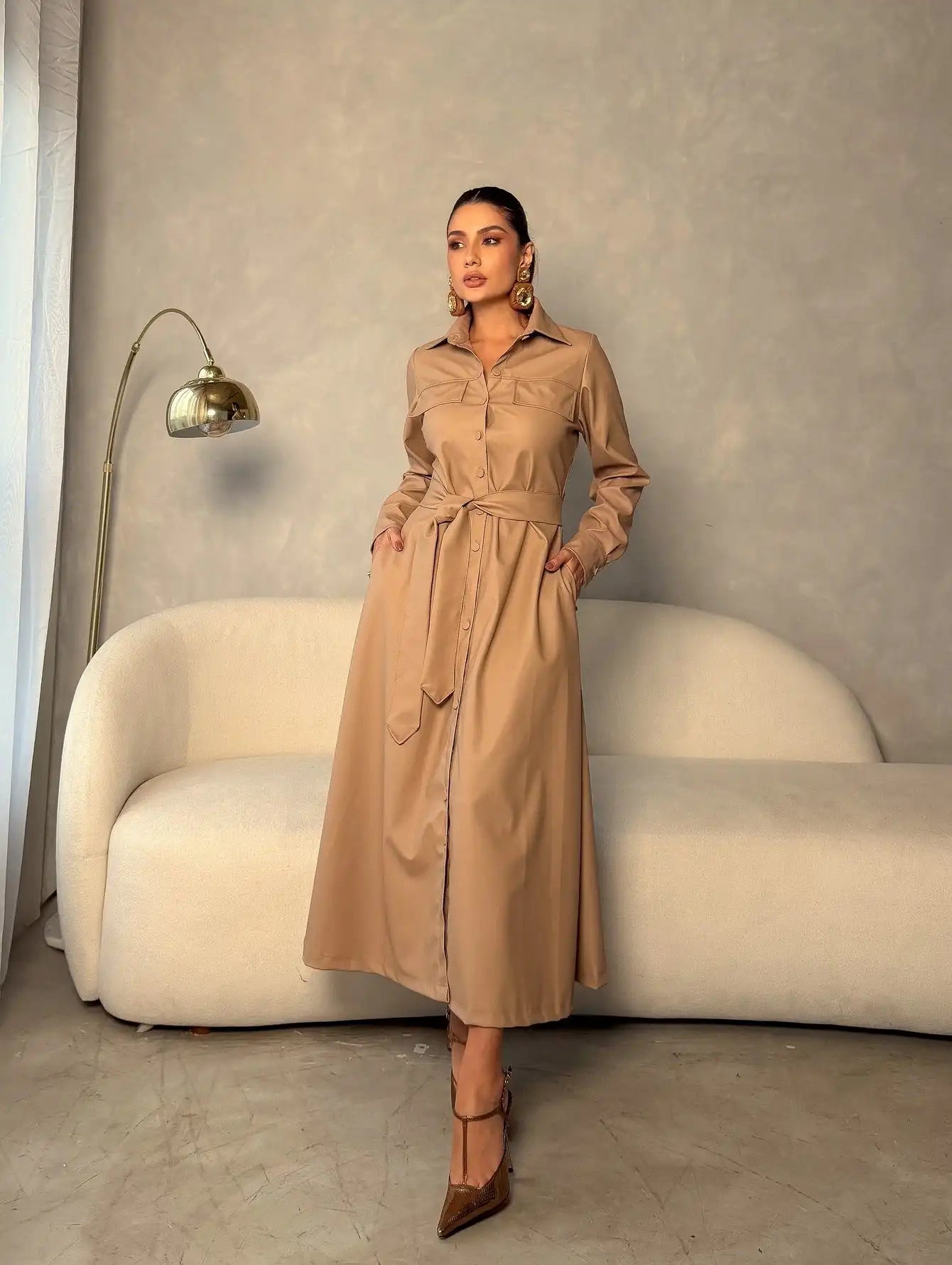 Vestido Midi Couro Manga Longa