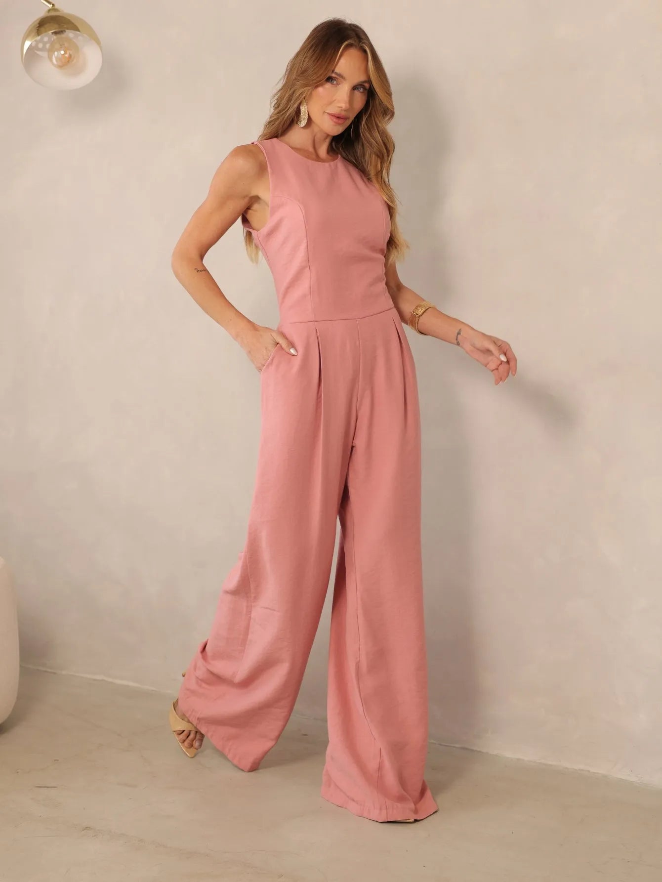 Macacão Alfaiataria Pantalona Bolsos Laterais