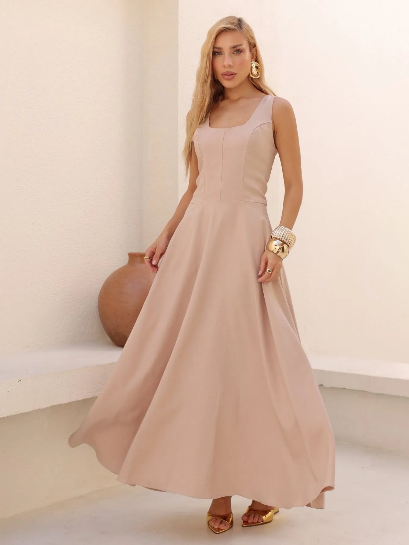Vestido Longo Alfaiataria Decote Quadrado