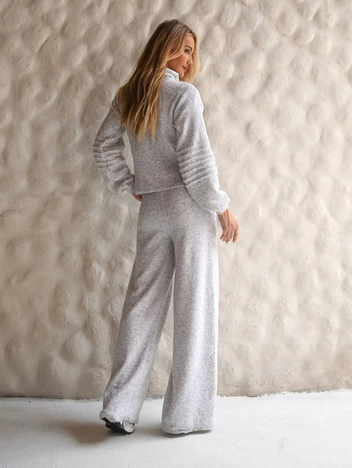 Conjunto Tricot Modal Gola Alta Calça