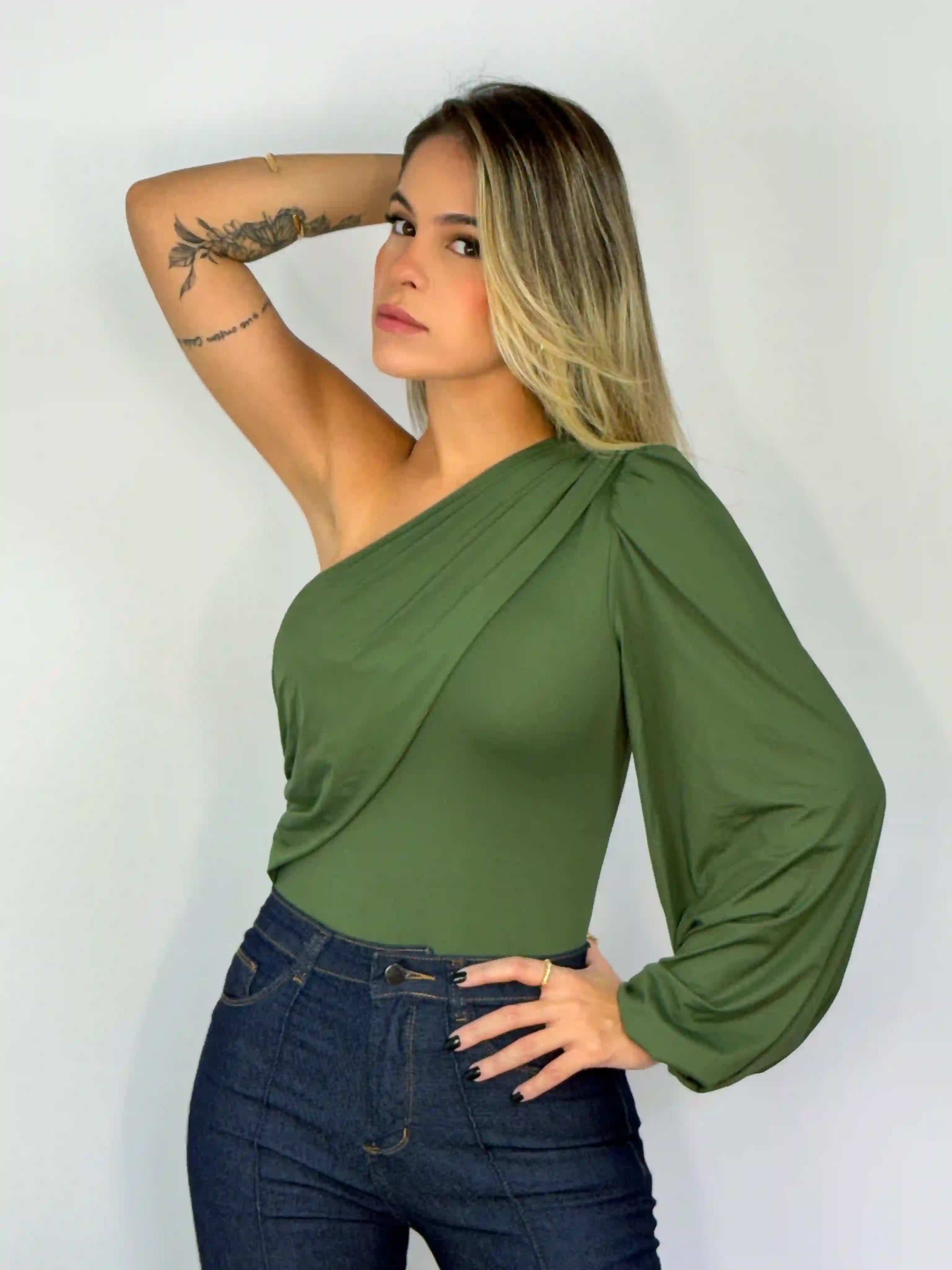 Body Premium Assimétrico com Franzido no Decote - SANTALUX - 120