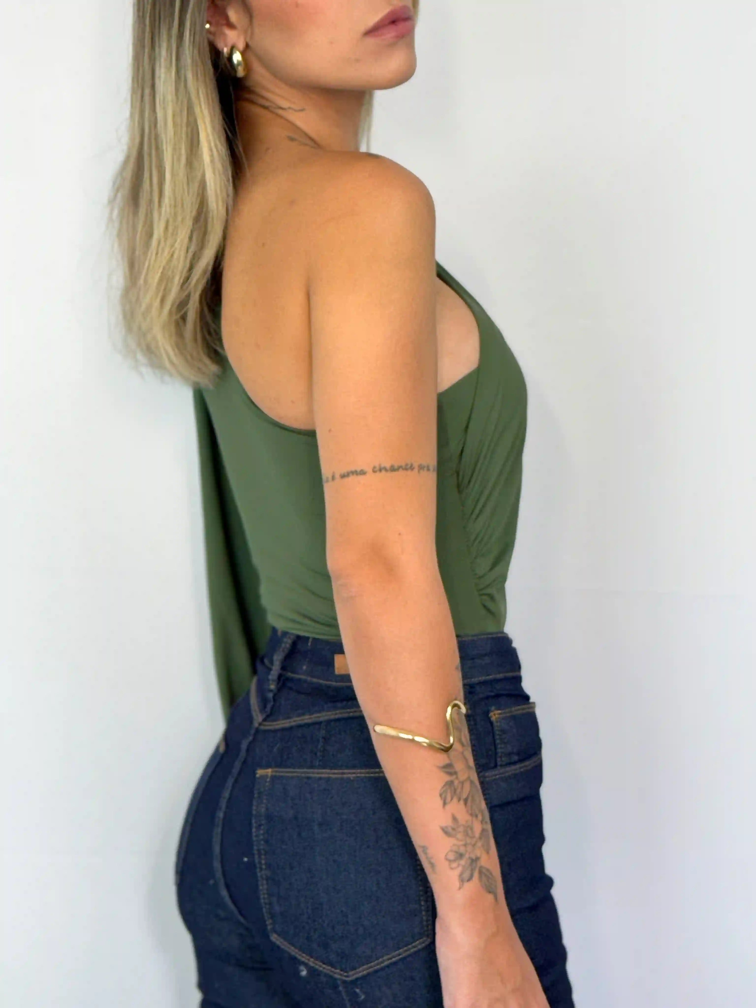 Body Premium Assimétrico com Franzido no Decote - SANTALUX - 120