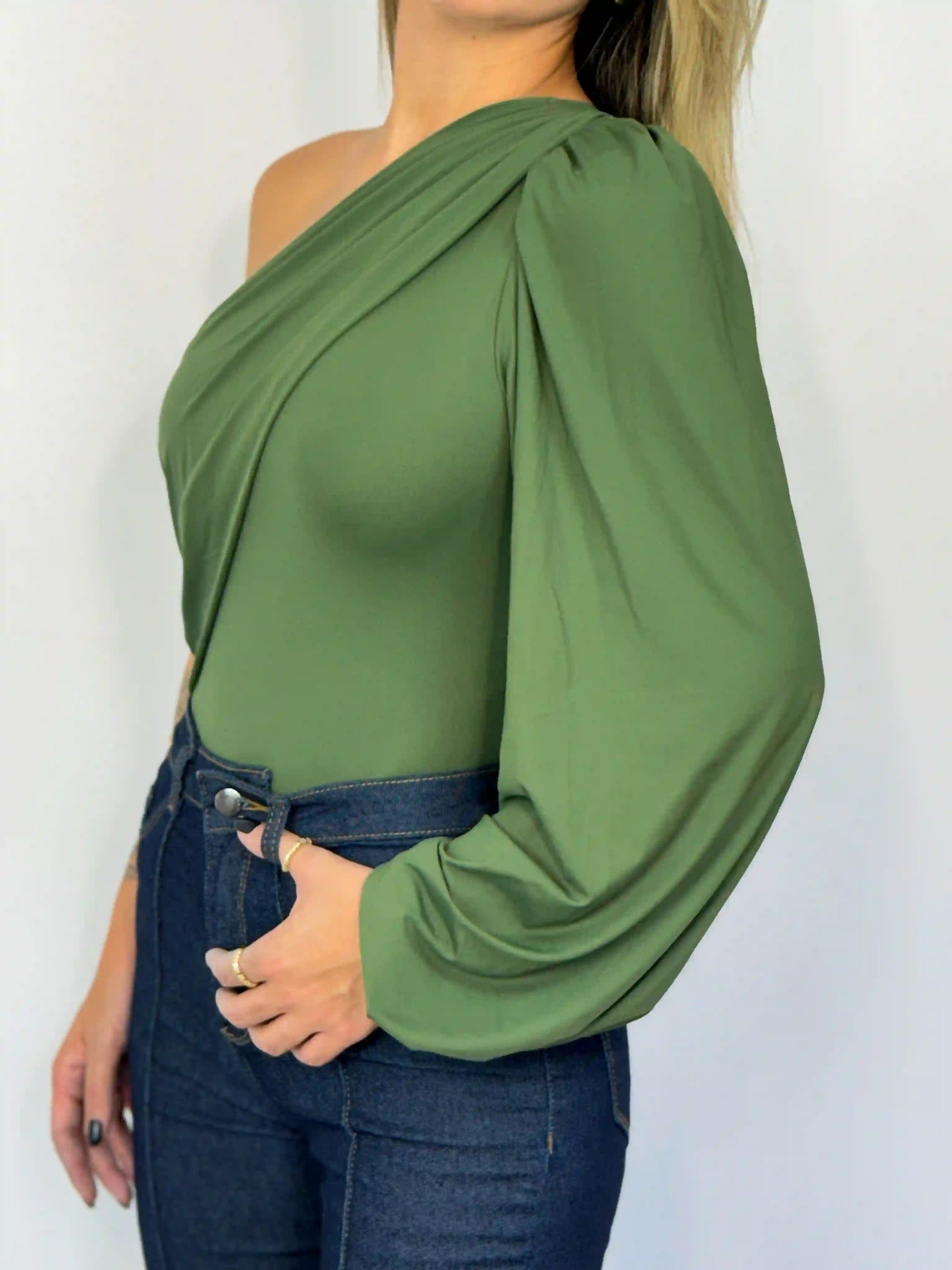 Body Premium Assimétrico com Franzido no Decote - SANTALUX - 120