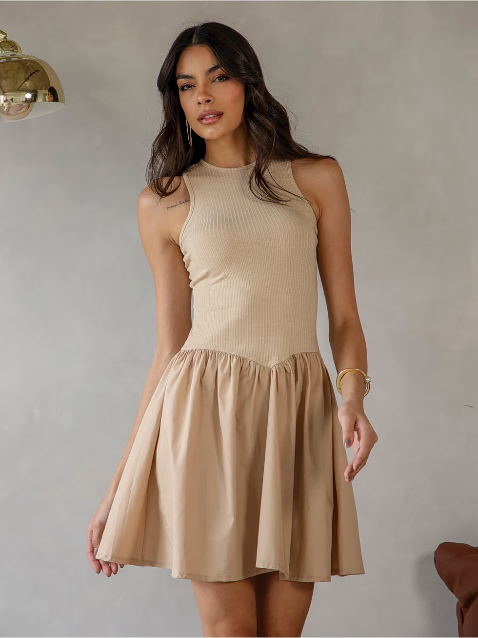 Vestido Midi Tricoline com Saia Canelada