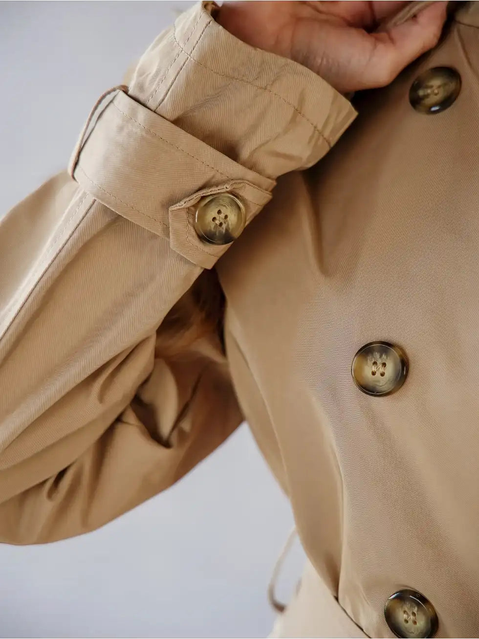 Sobretudo Trench Coat Cropped