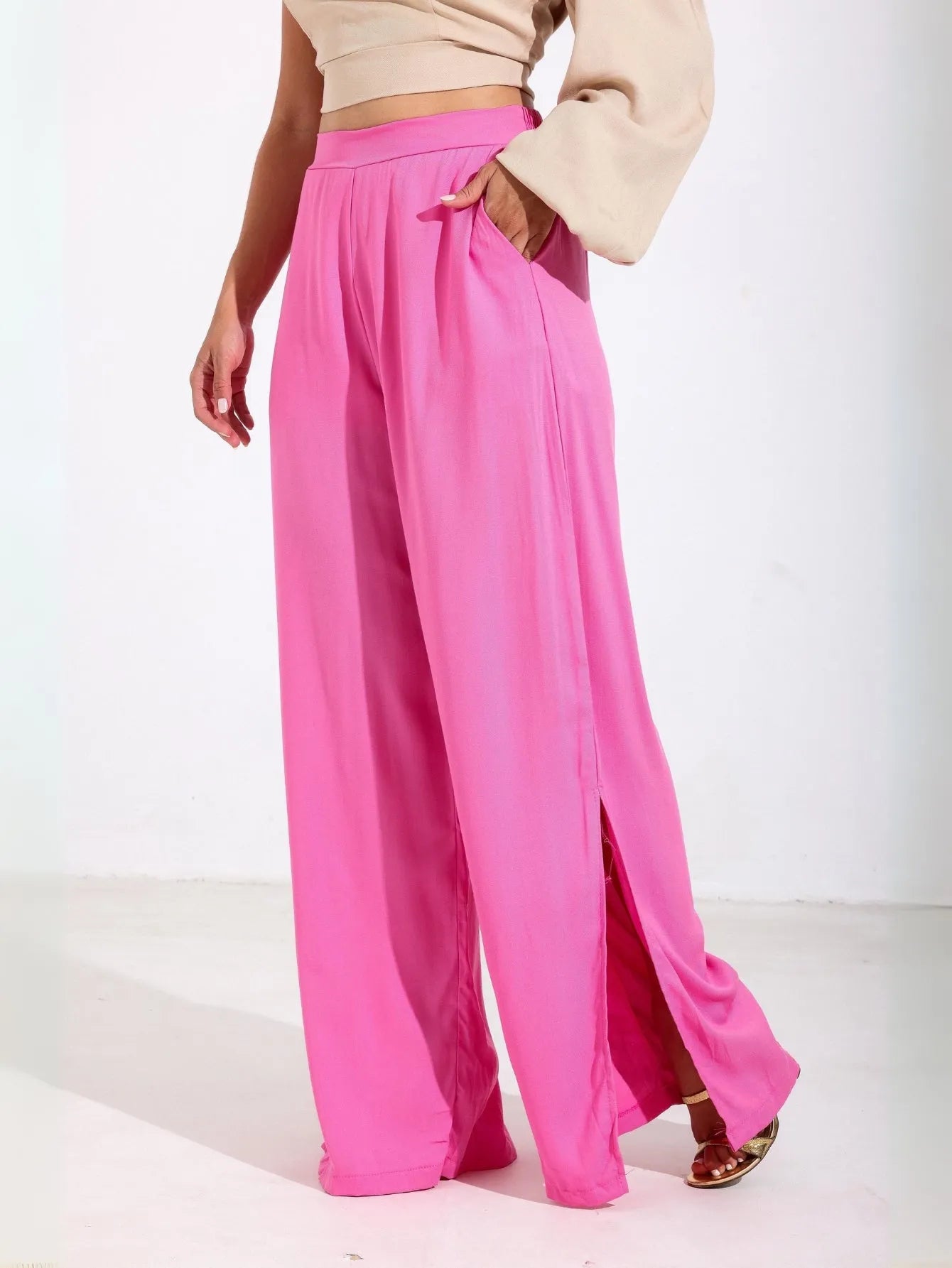 Calça Pantalona Alfaiataria Fenda Lateral