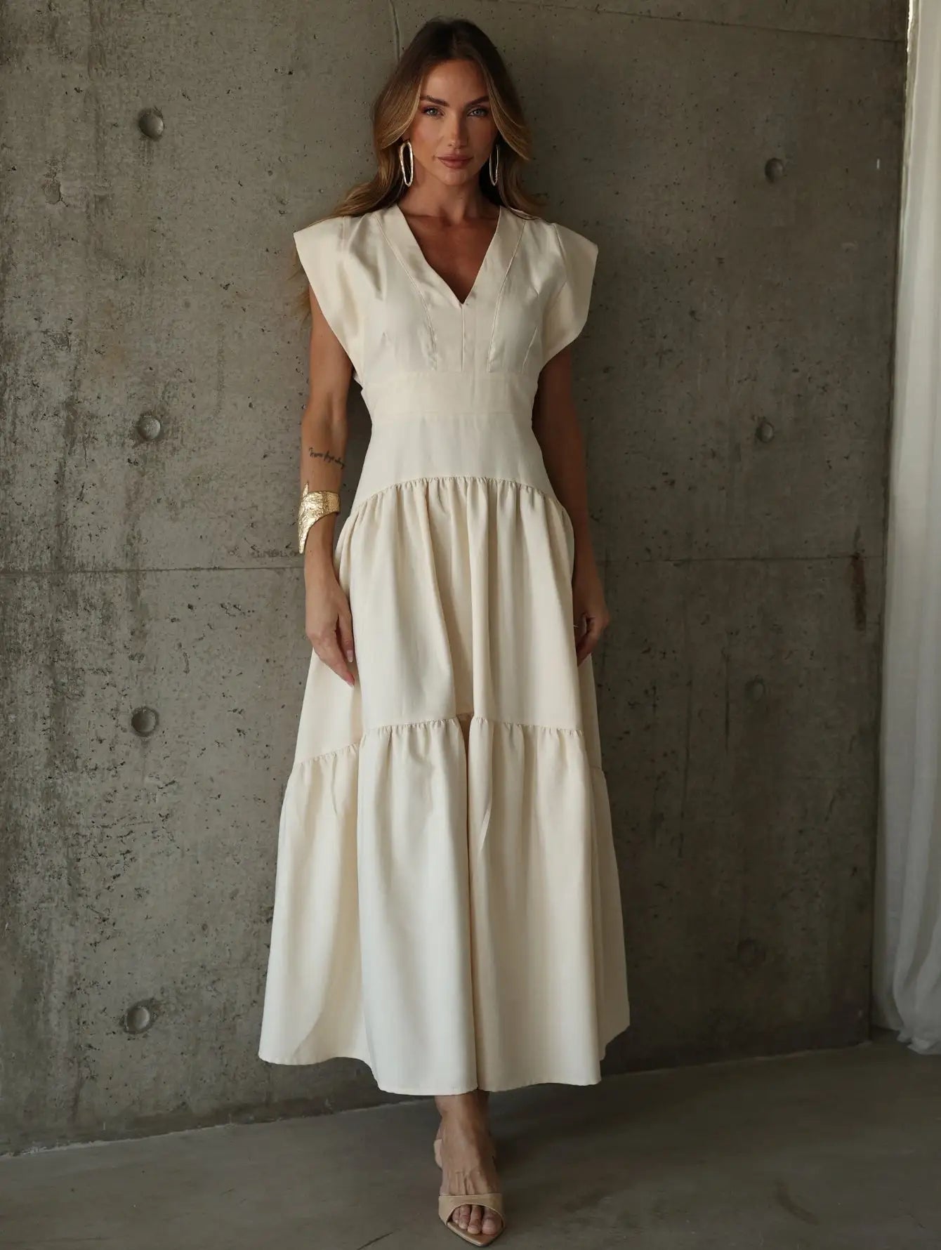 Vestido Longo Alfaiataria Martingale Ombros
