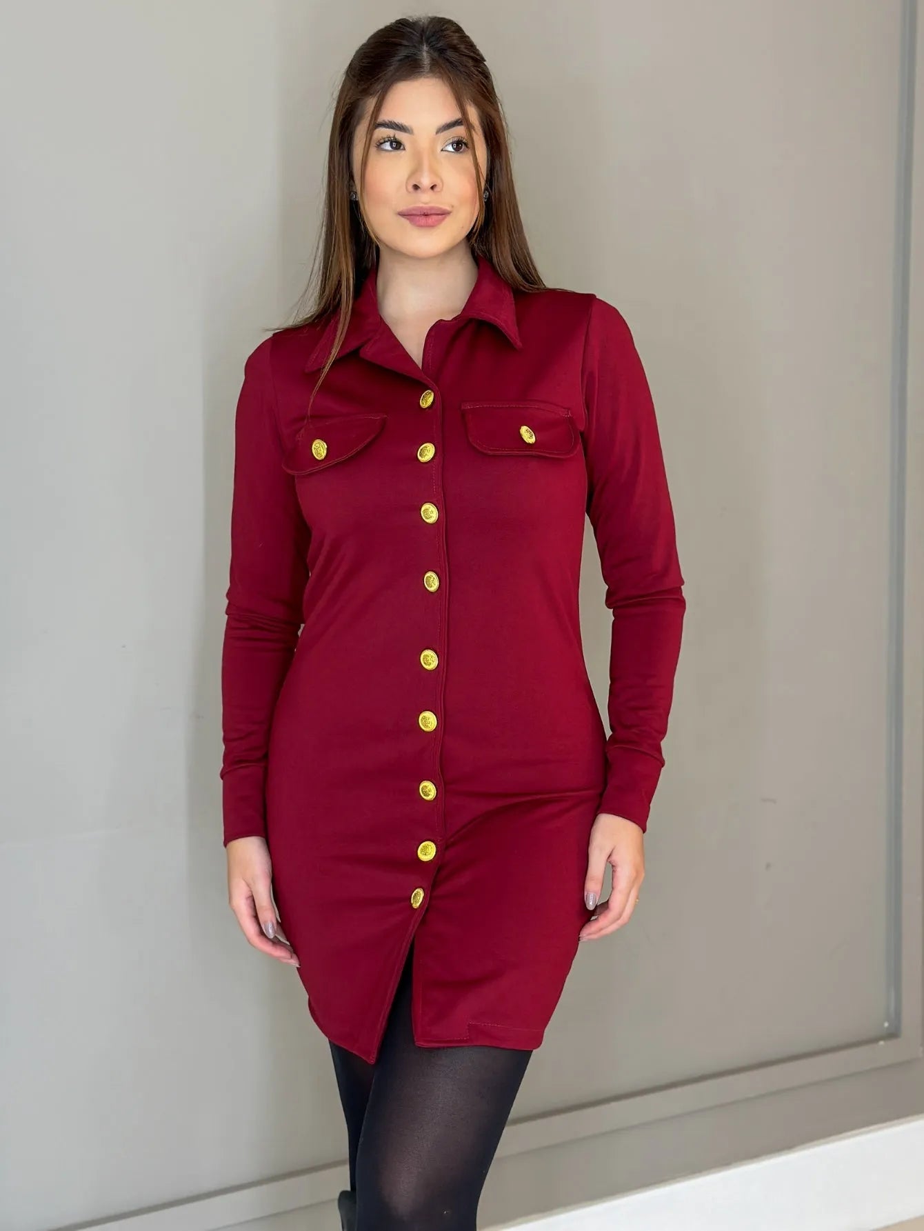 Vestido Curto Ponto Roma Botões Dourados