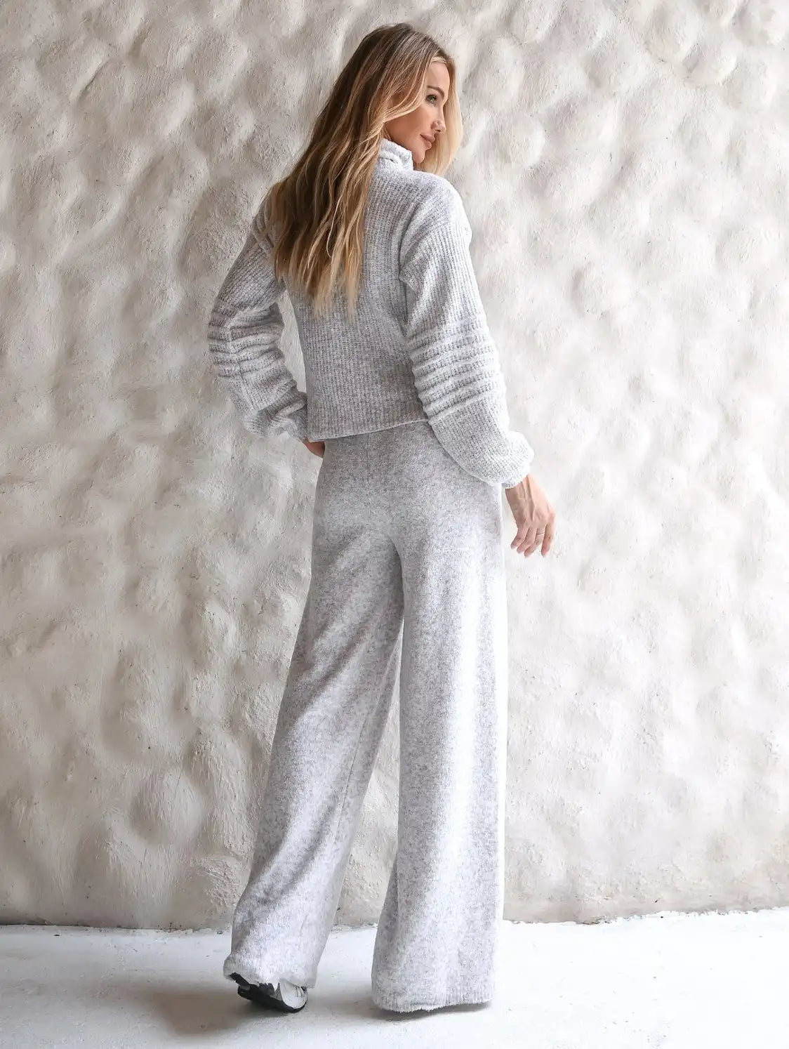 Conjunto Tricot Modal Gola Alta Calça