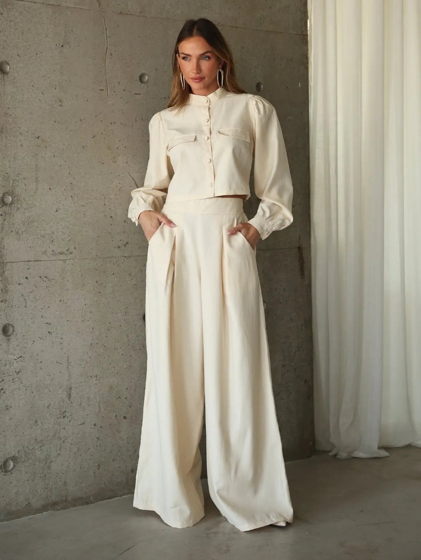 Conjunto Alfaiataria Pantalona Camisa Cropped