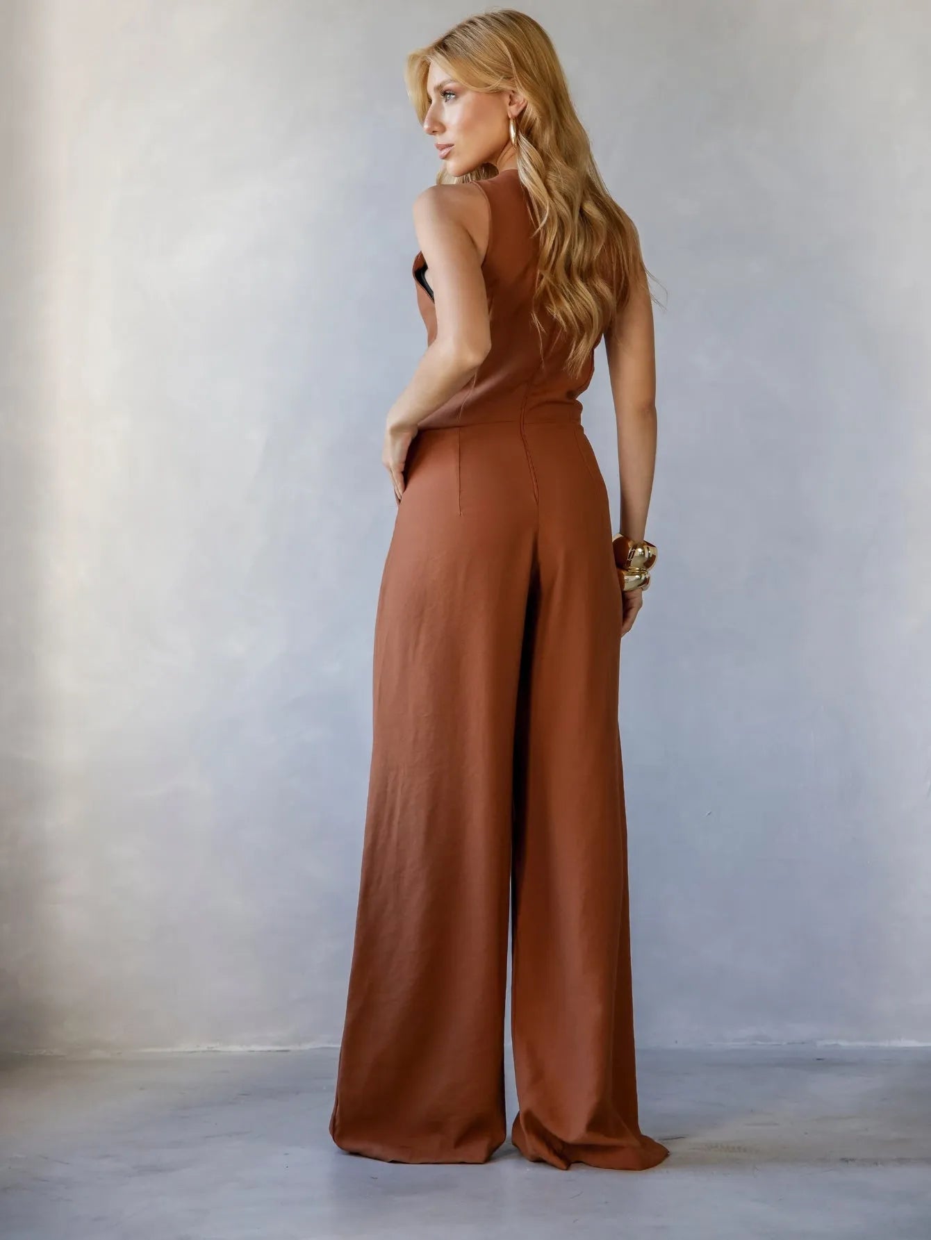 Macacão Alfaiataria Pantalona Bolsos Laterais