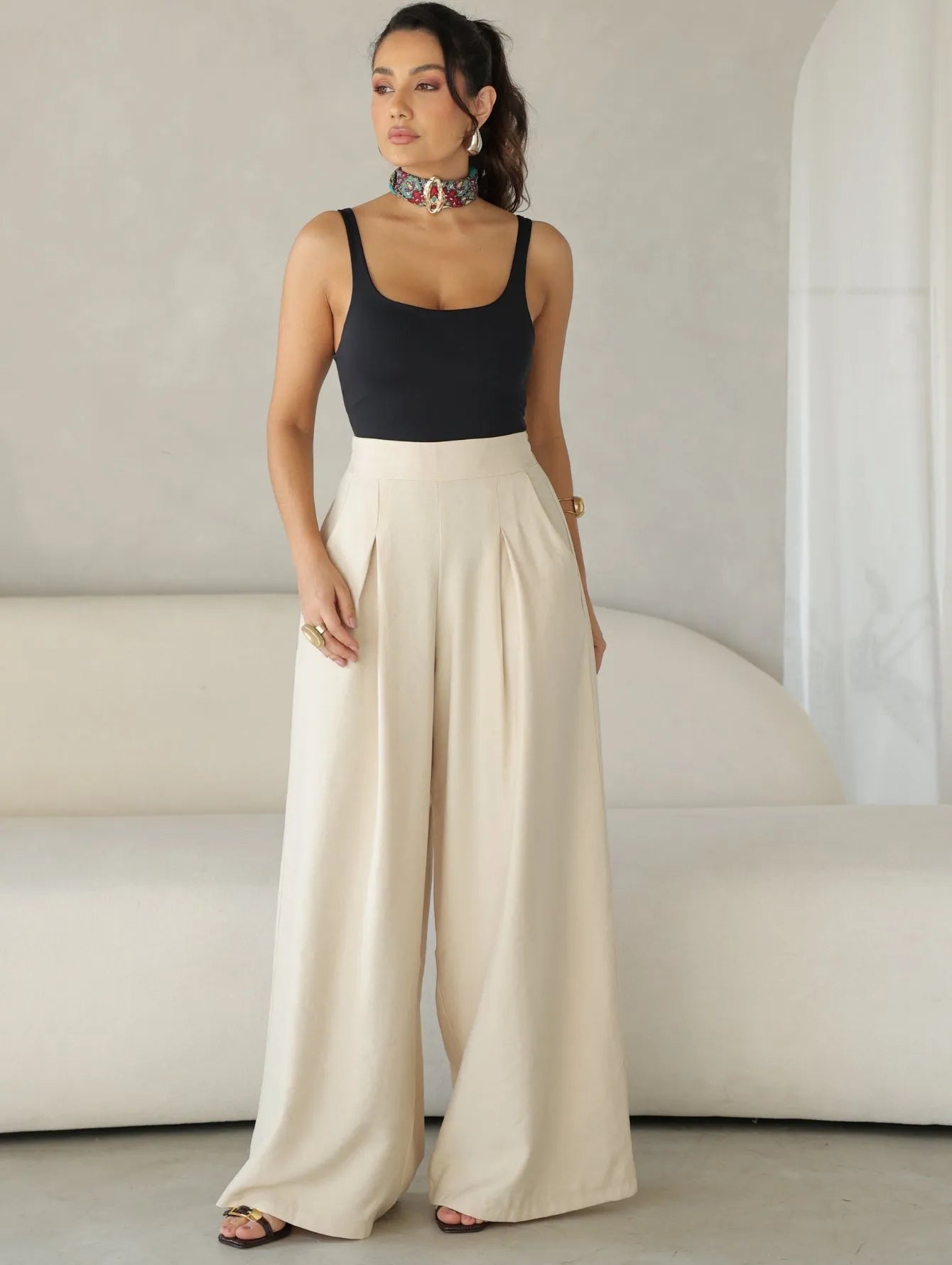 Calça Pantalona Alfaiataria Cintura Alta
