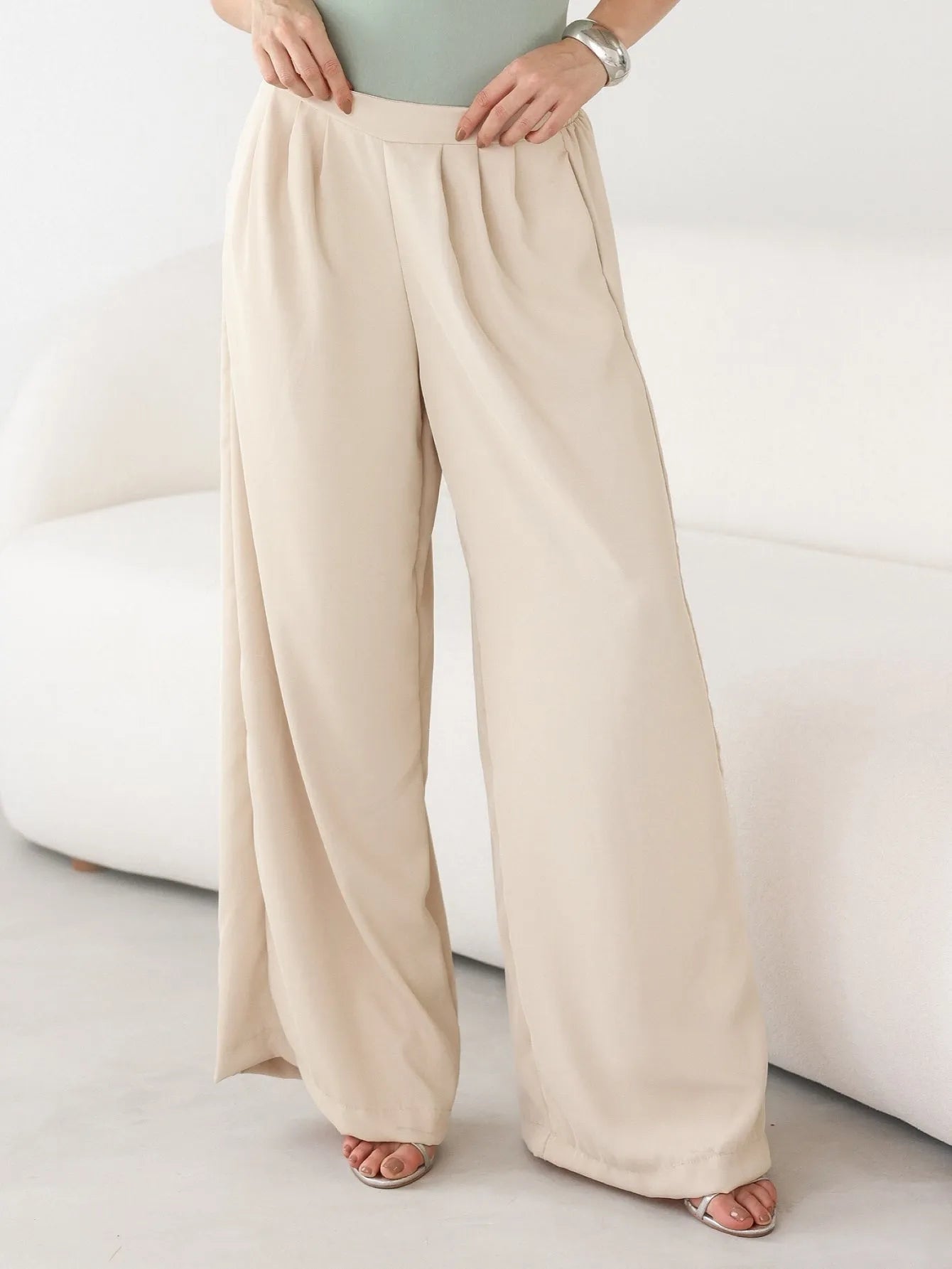 Calça Pantalona Fluida Alfaiataria