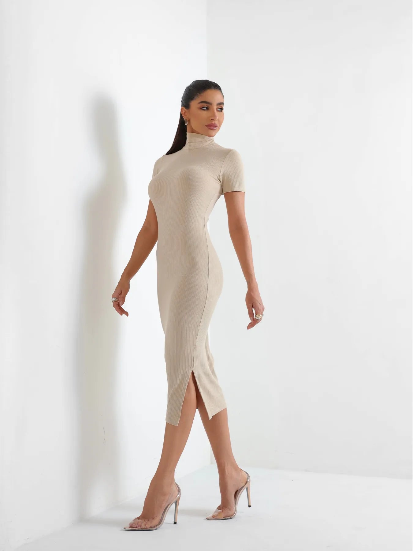 Vestido Midi Canelado Fenda Lateral