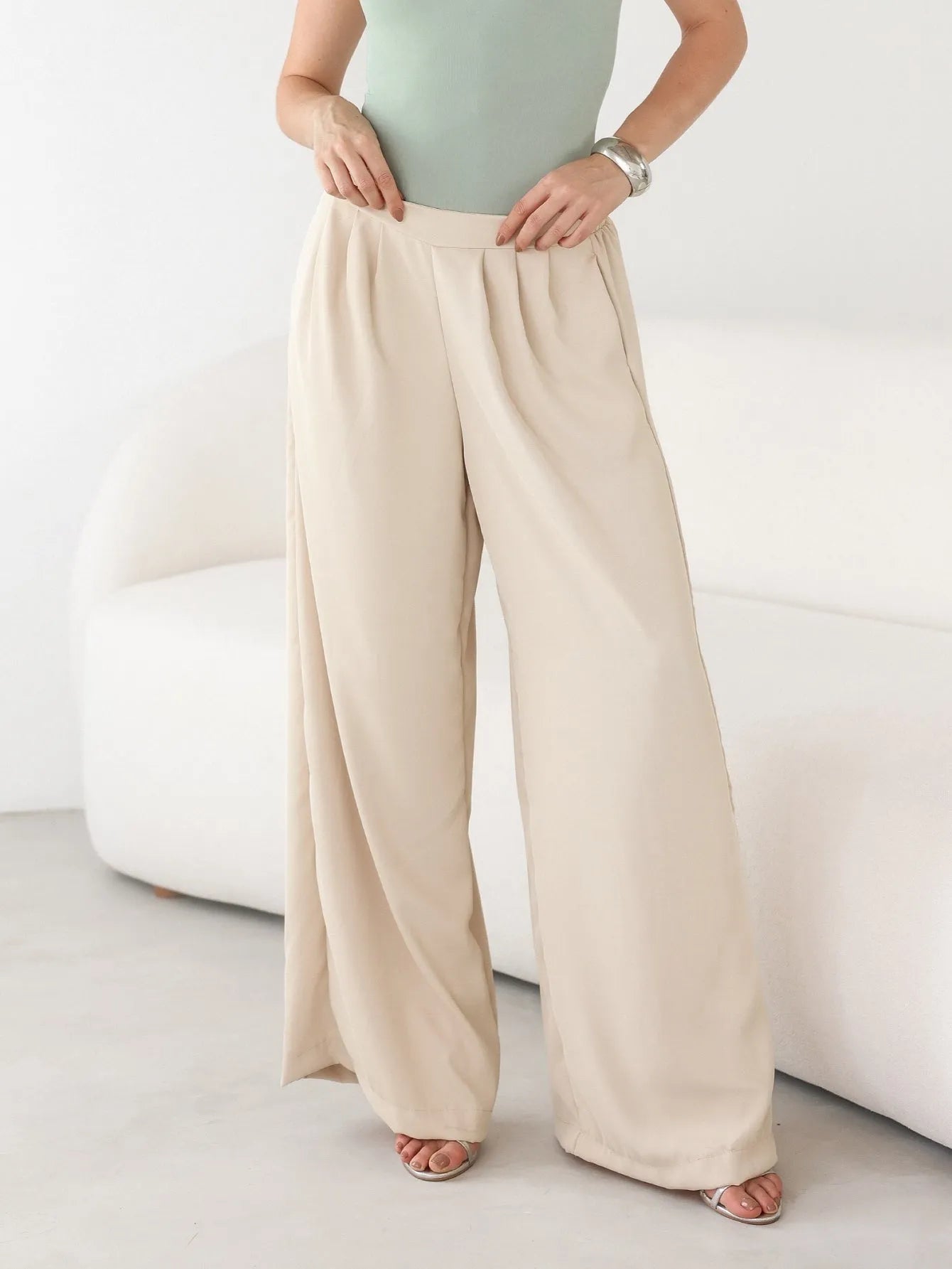 Calça Pantalona Fluida Alfaiataria