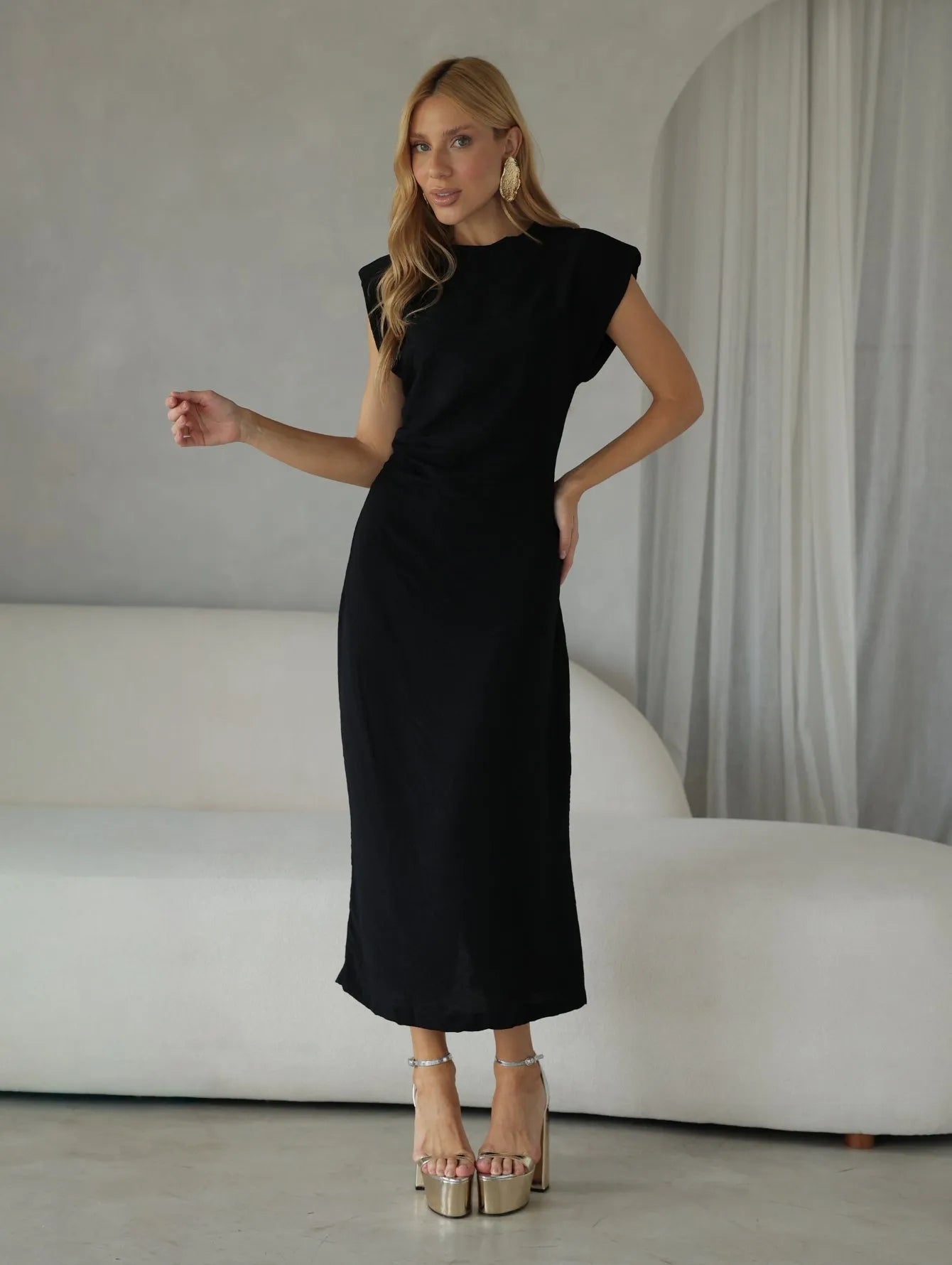 Vestido Midi Drapeado Ombreiras