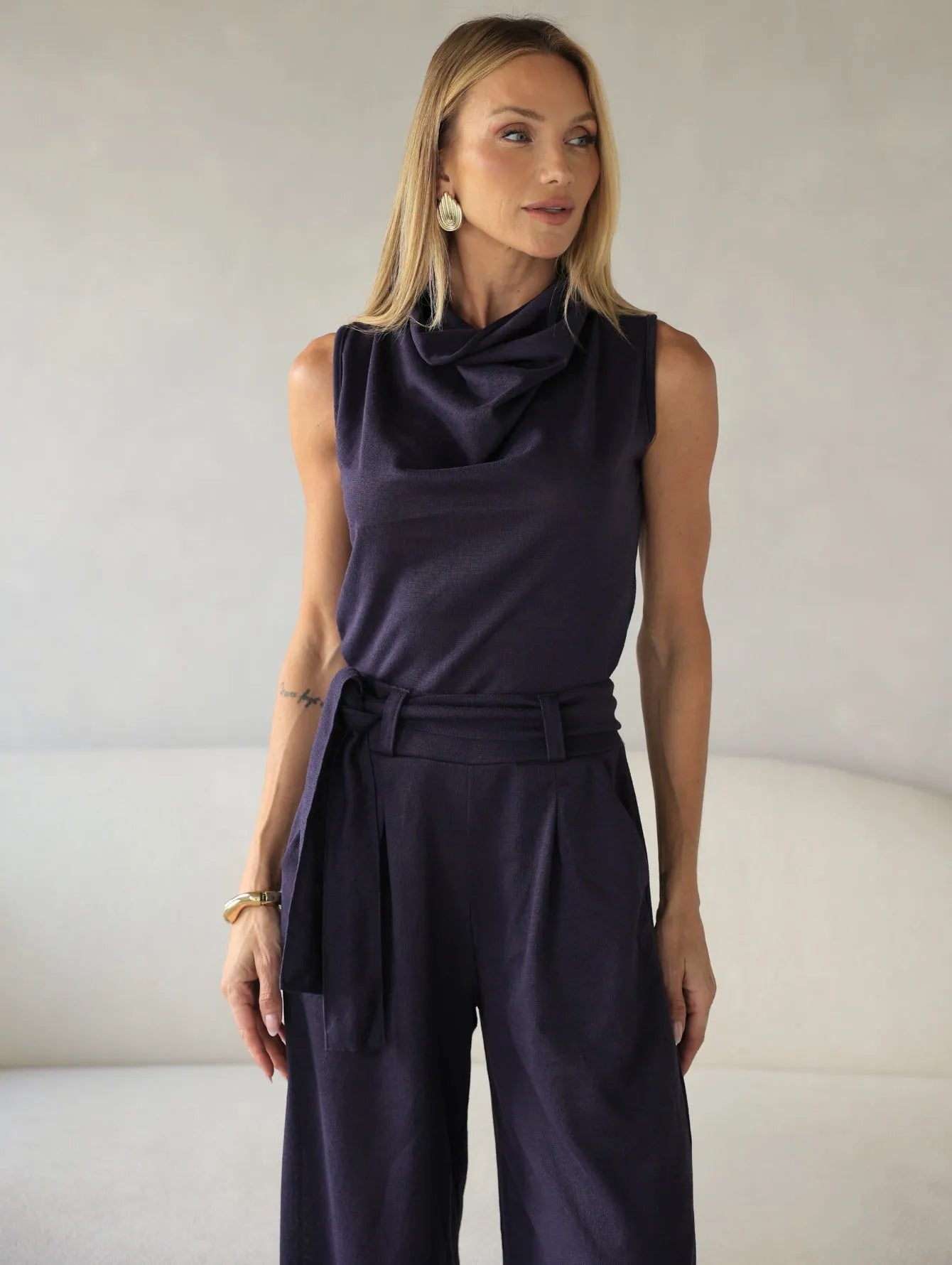 Conjunto Lanzinha Pantalona Gola Alta Cinto