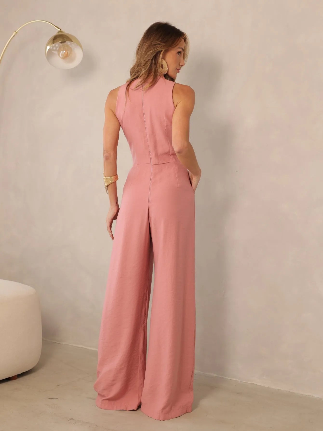 Macacão Alfaiataria Pantalona Bolsos Laterais