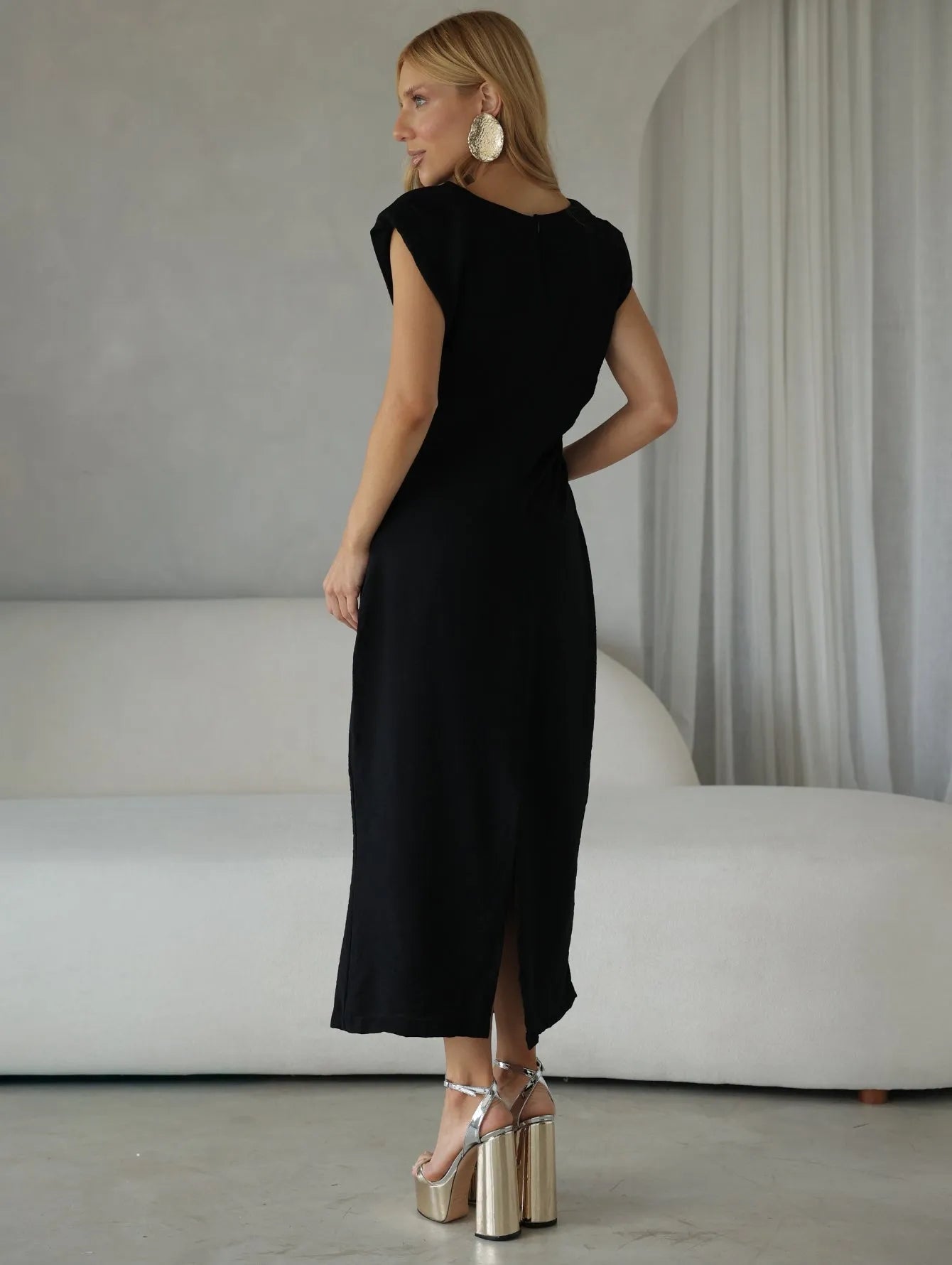 Vestido Midi Drapeado Ombreiras