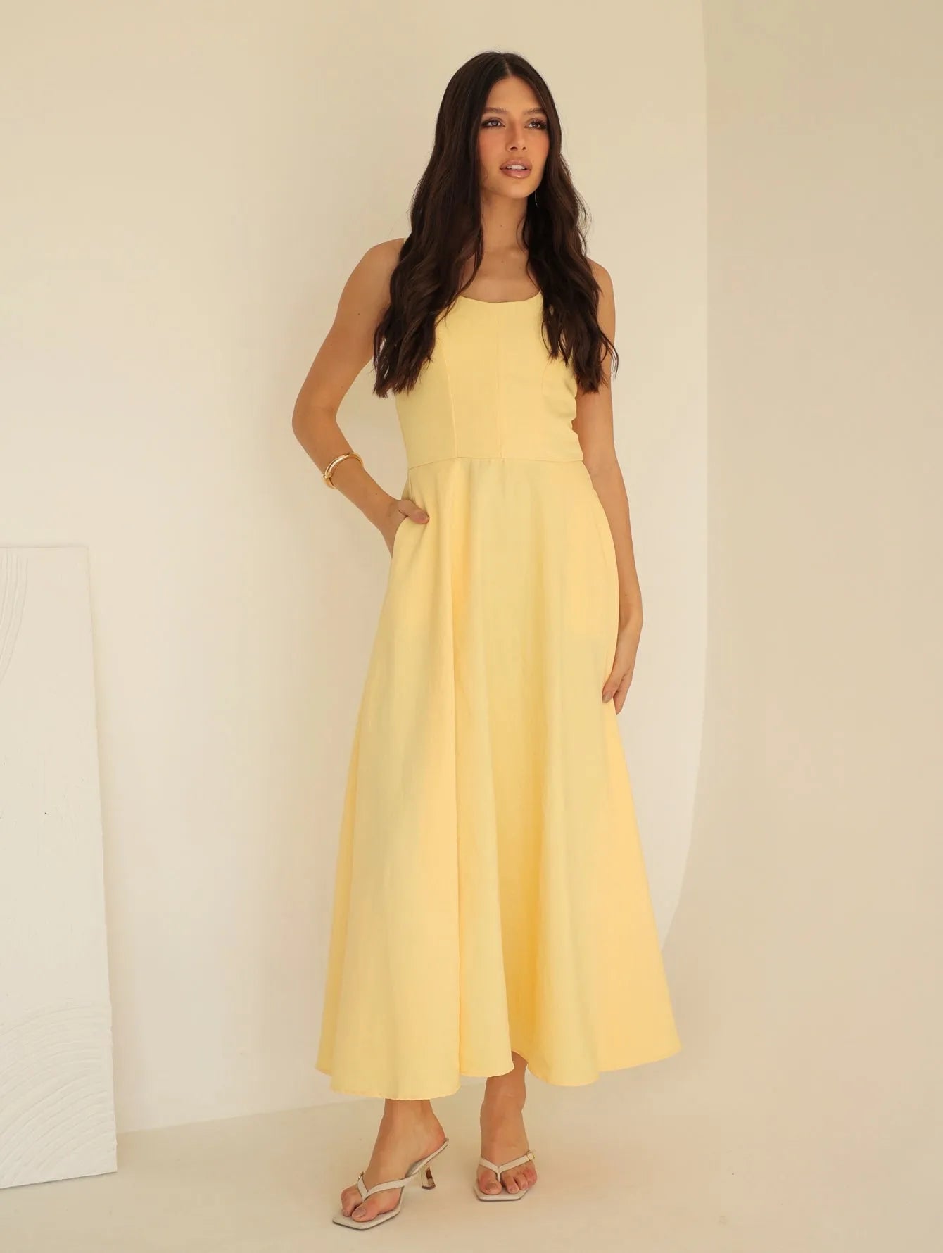 Vestido Longo Alfaiataria Decote Quadrado