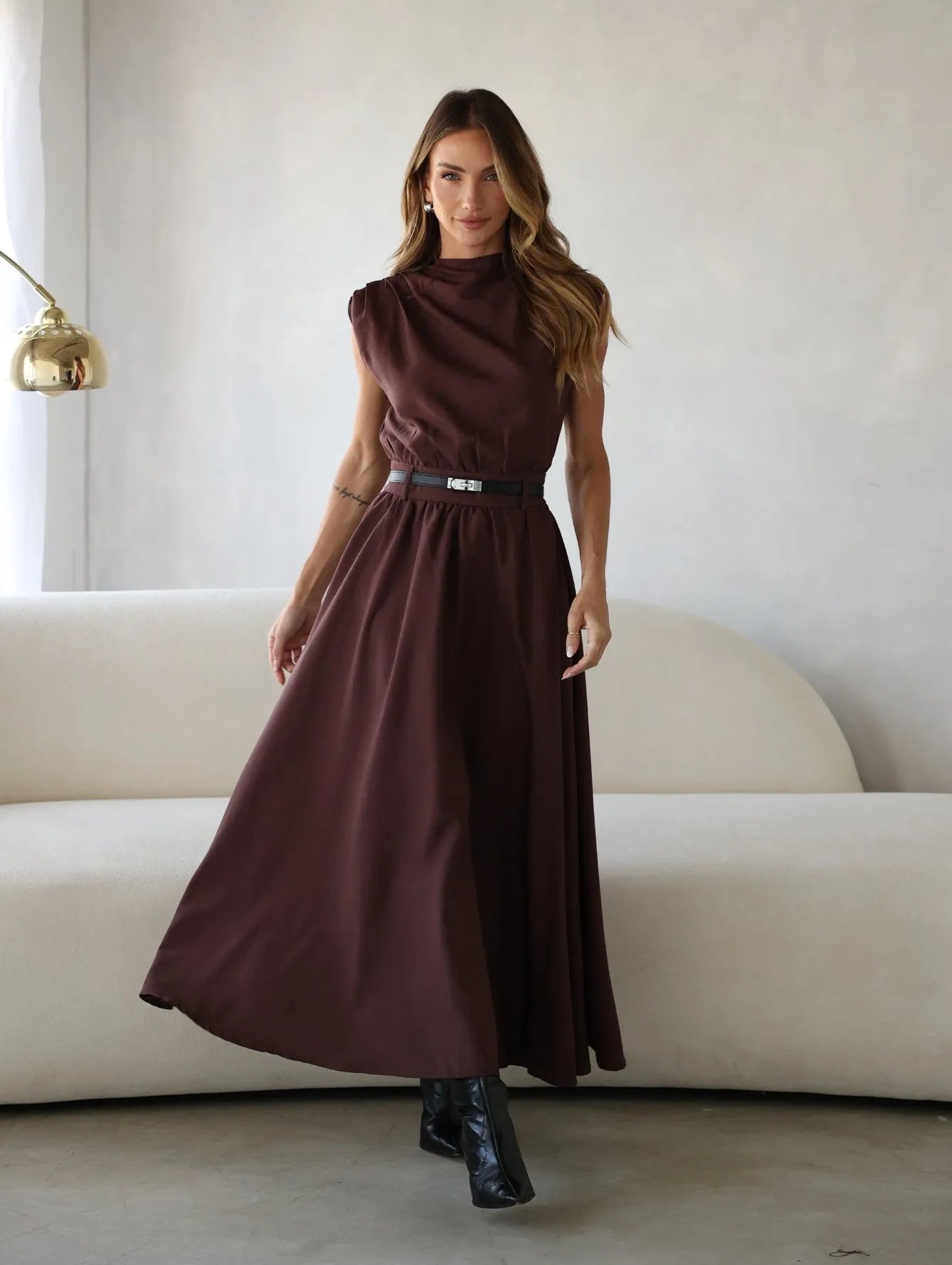 Vestido Midi Alfaiataria Saia Evasê Passantes