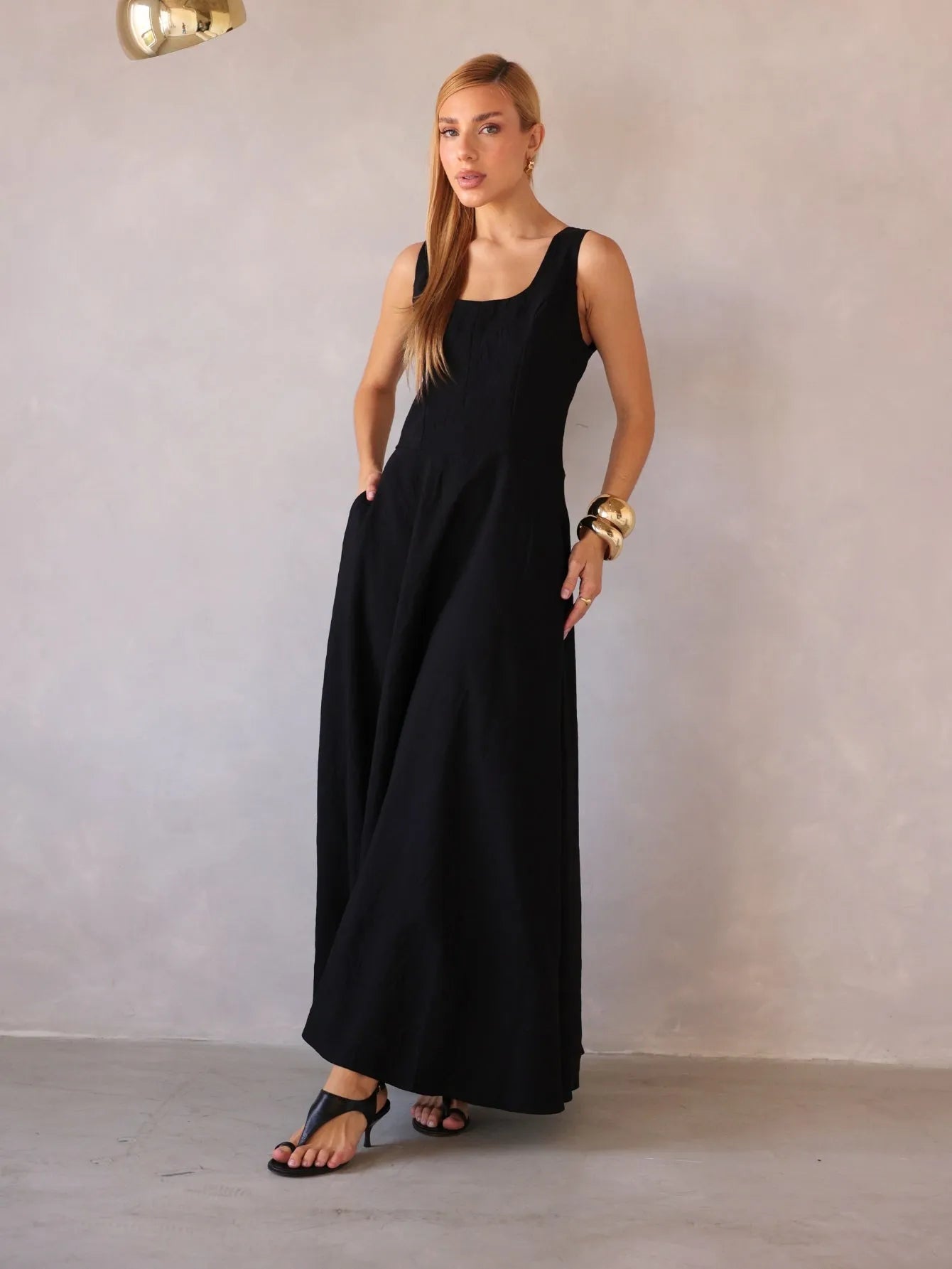 Vestido Longo Alfaiataria Decote Quadrado