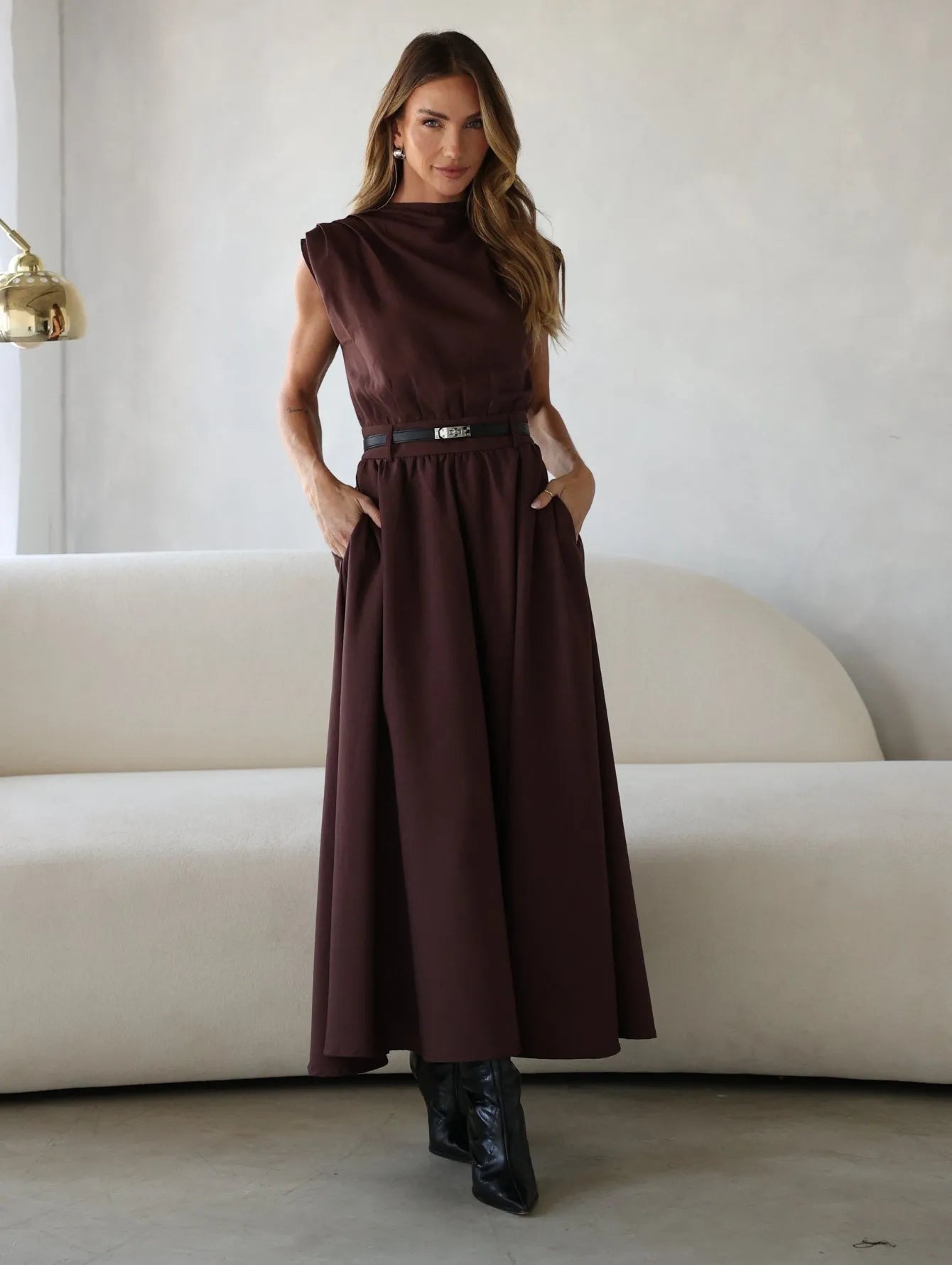 Vestido Midi Alfaiataria Saia Evasê Passantes