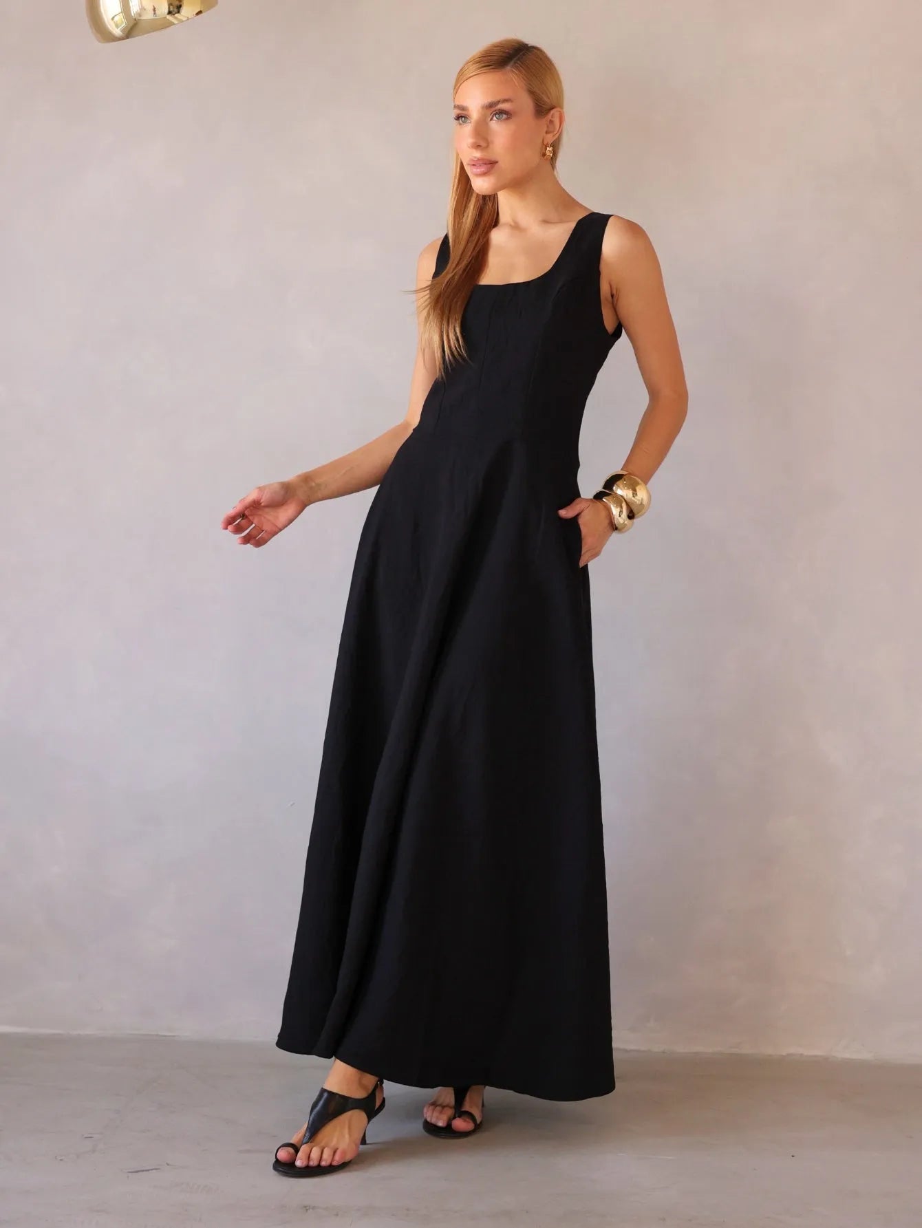 Vestido Longo Alfaiataria Decote Quadrado