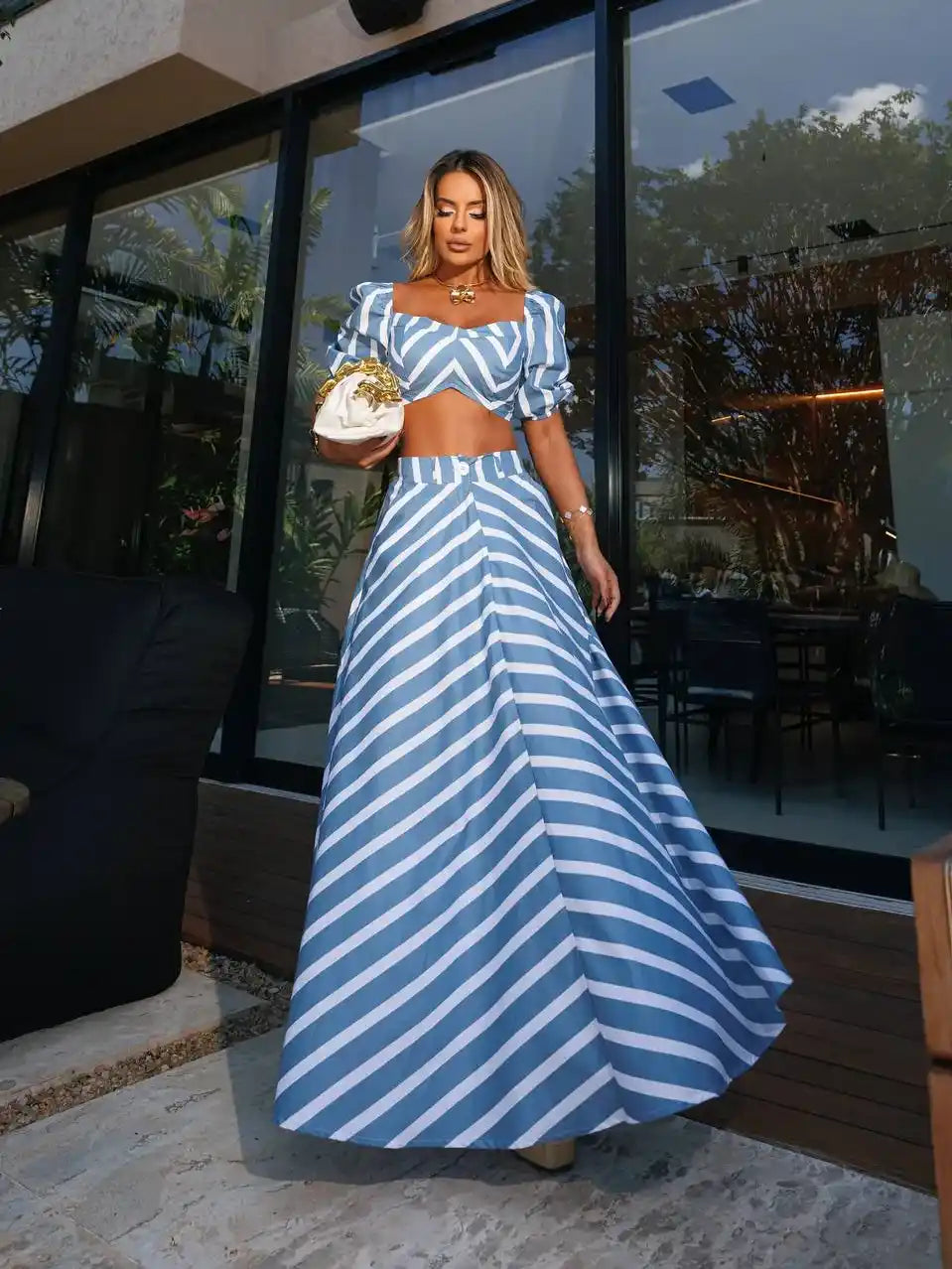 Conjunto Feminino Tricoline com Cropped Bufante e Saia Longa