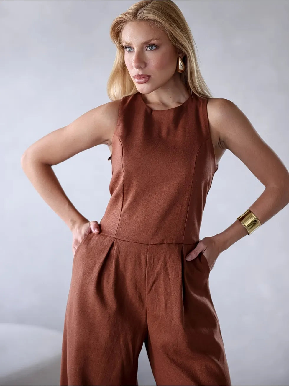 Macacão Linho Decote Nadador Confortável - SANTALUX - 134