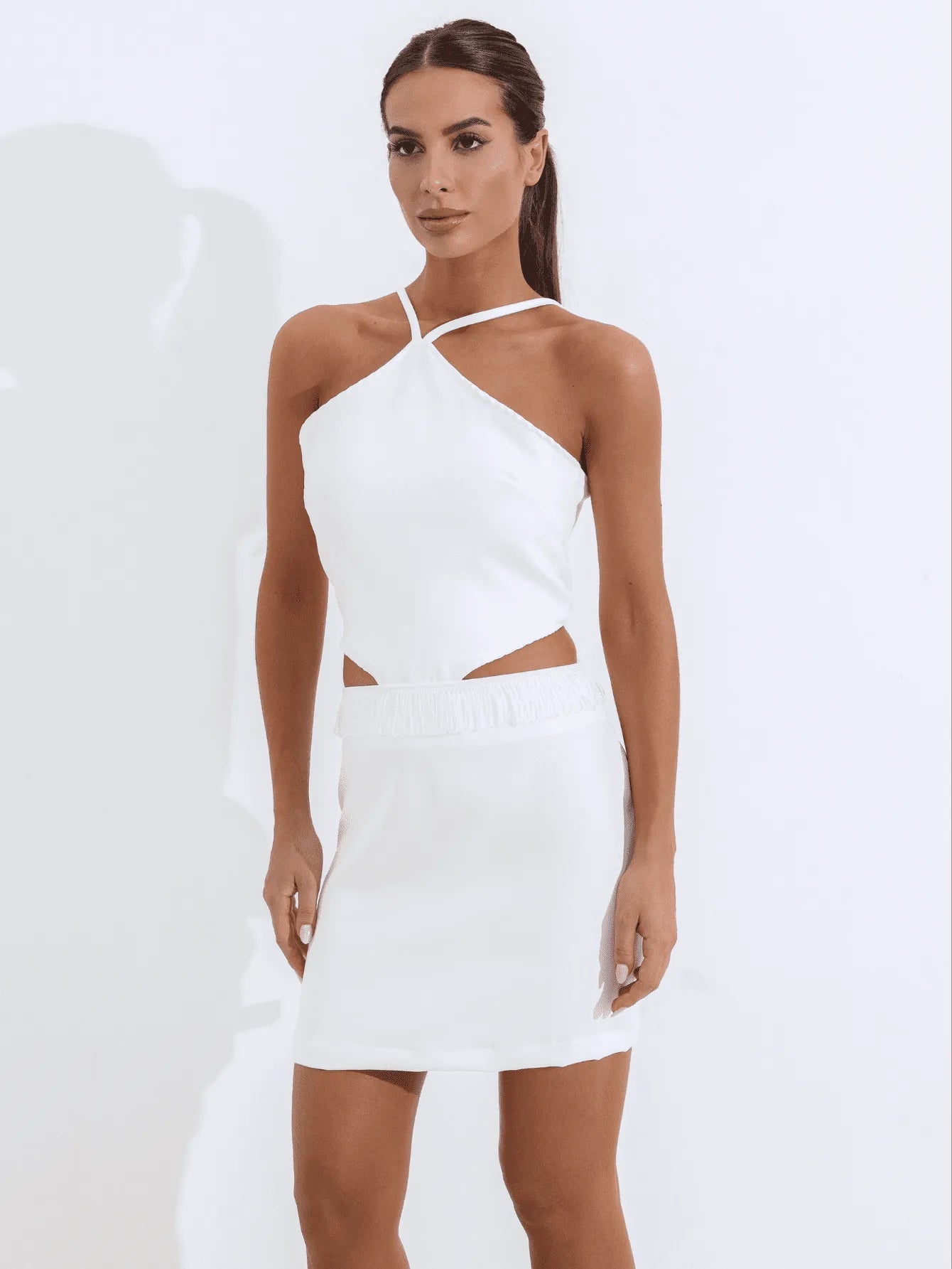 Vestido Curto de Alfaiataria com Recortes